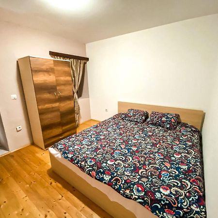 Yeti (snowman) Guest House Mavrovo Extérieur photo