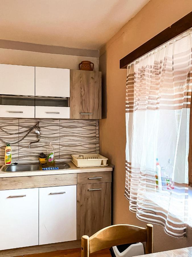 Yeti (snowman) Guest House Mavrovo Extérieur photo