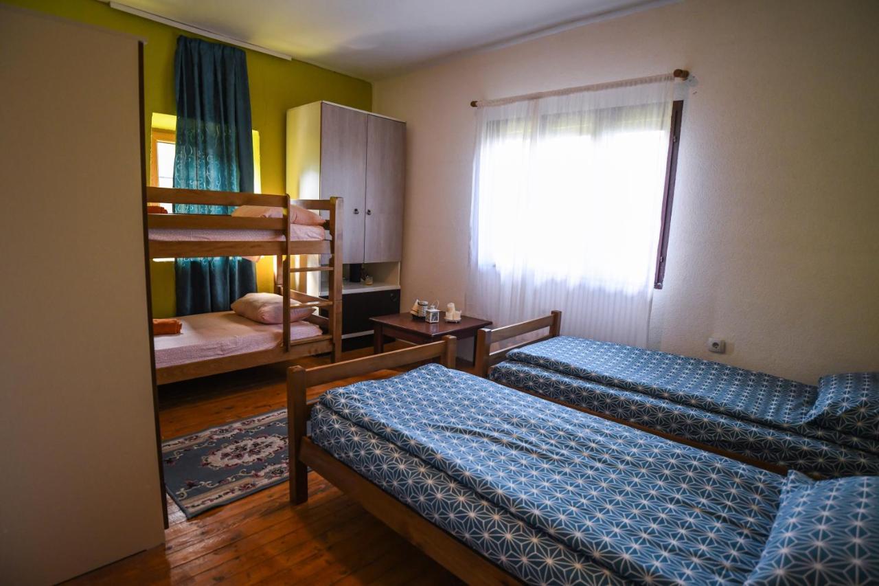 Yeti (snowman) Guest House Mavrovo Extérieur photo