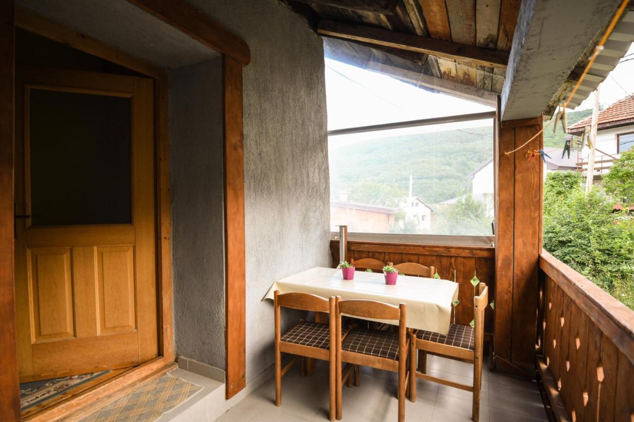 Yeti (snowman) Guest House Mavrovo Extérieur photo